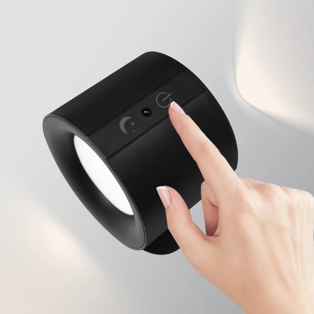 Lampe Murale LED Moderne – Rotation à 360° et Design Élégant